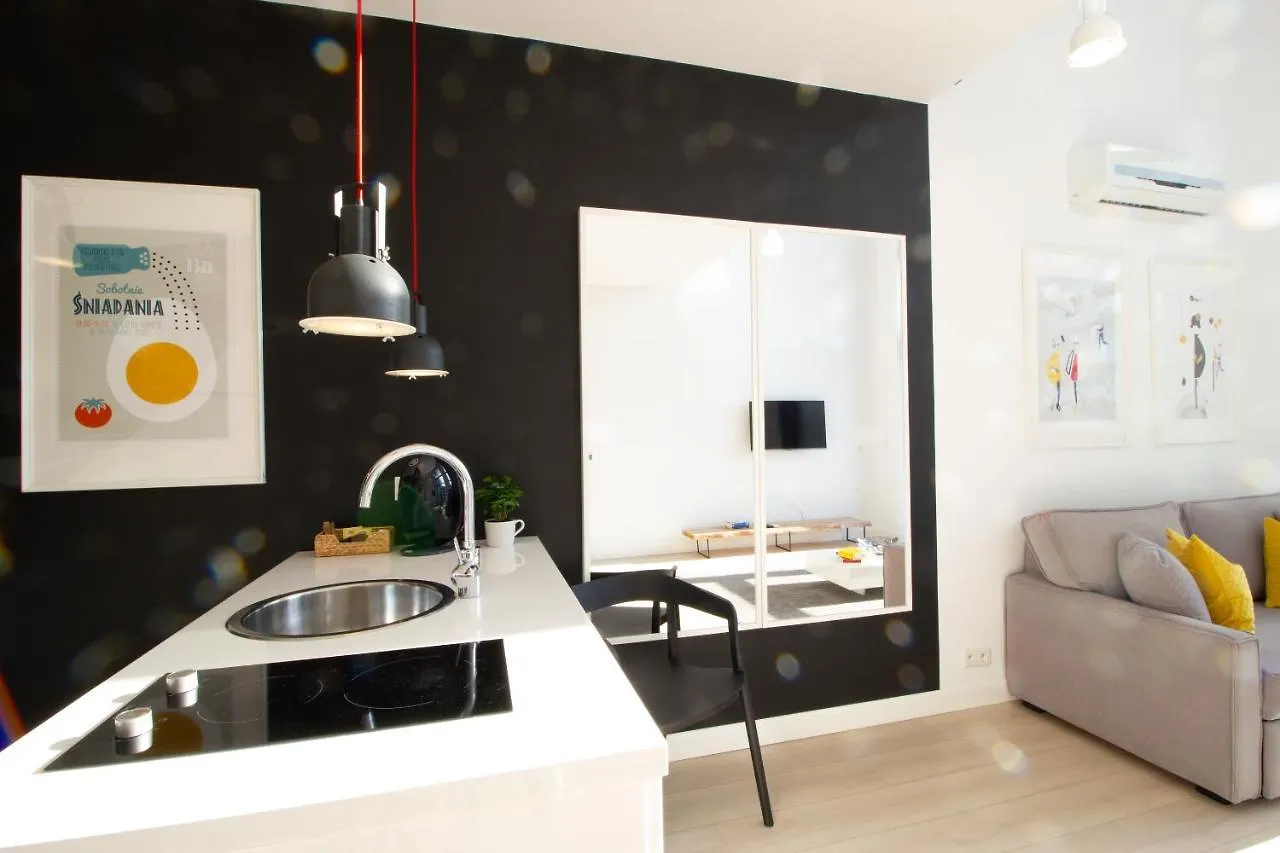 Qbik Loft Modern Apartment Warsaw