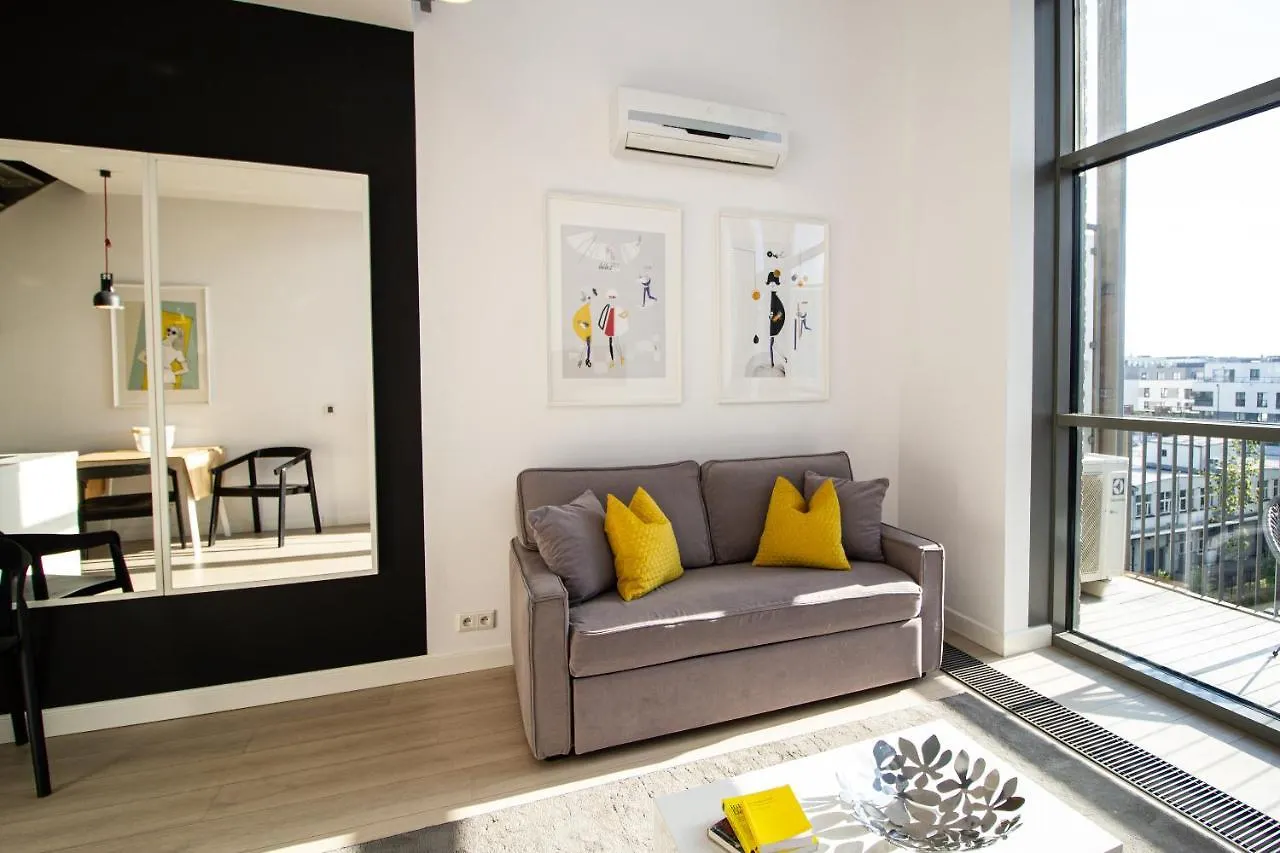 Qbik Loft Modern Apartment Warsaw