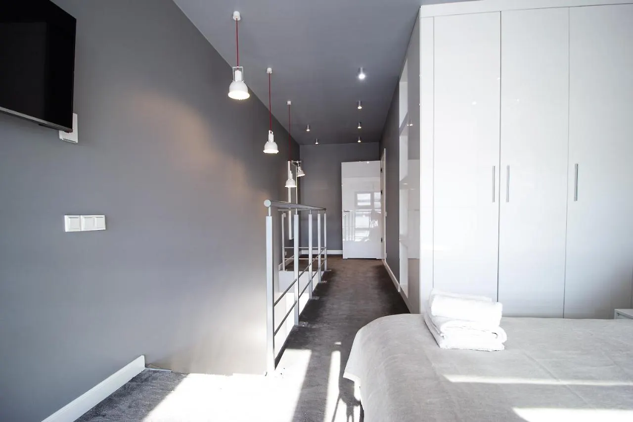 Qbik Loft Modern Apartment Warsaw