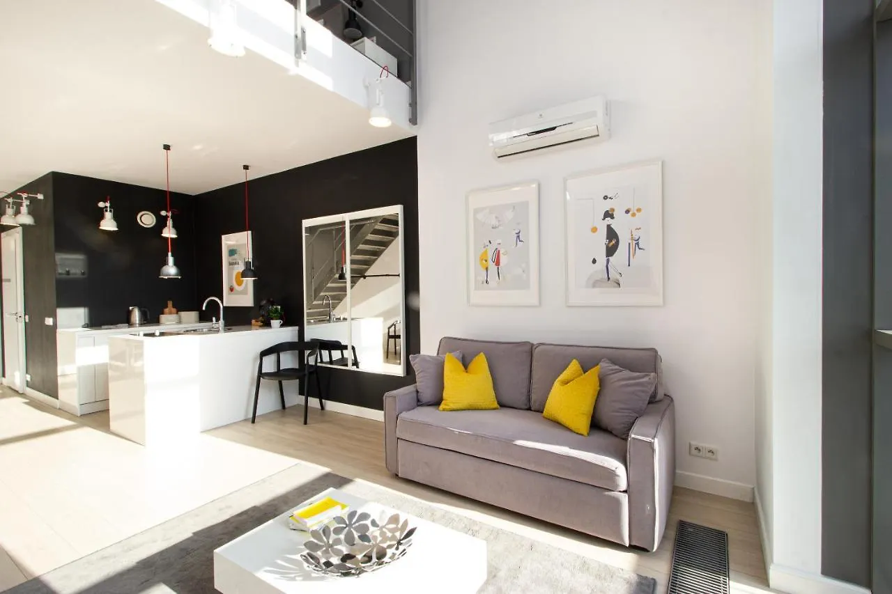 Qbik Loft Modern Apartment Warsaw